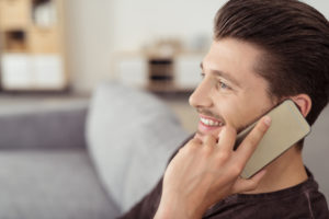 元彼に連絡したい衝動の抑え方&元彼にLINEや電話をすると起こる事・元カノから連絡がきた時の男性心理